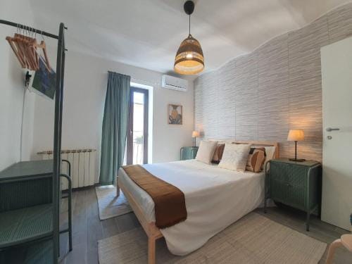 CASA DINA - Fondi Vertice Rooms Hotel in Fondi