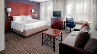 Residence Inn  Hotel in Alexandria