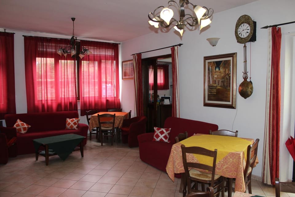 Albergo Ristorante Pizzeria La Bocca di Bacco Hotel in Abbadia San Salvatore