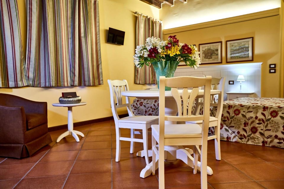 Albergo Trattoria Il Leone Hotel in Emilia-Romagna