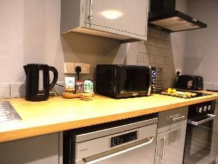 The Cavern Apartment   Liver House Hotel in Liverpool