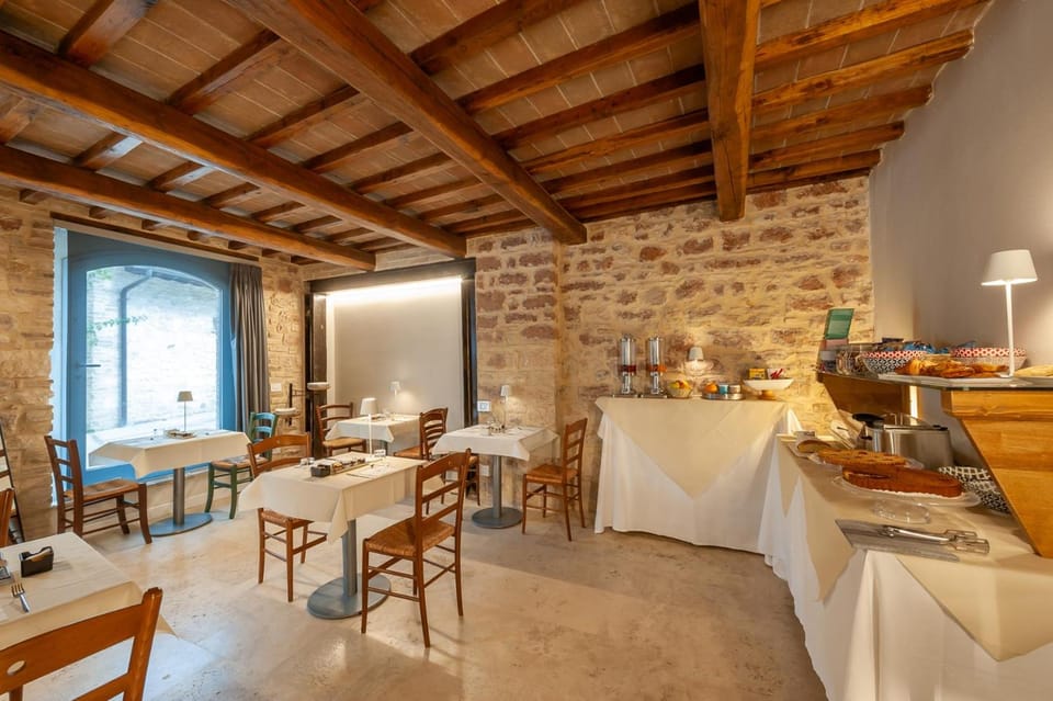 Anfihouse B&B and Apartments Hotel in Assisi
