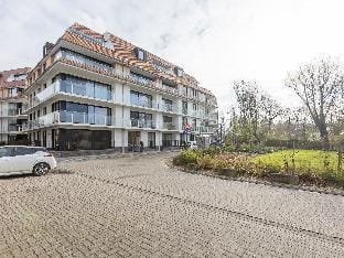 Corner apartment in the center with 3 bedrooms Hotel in Middelkerke