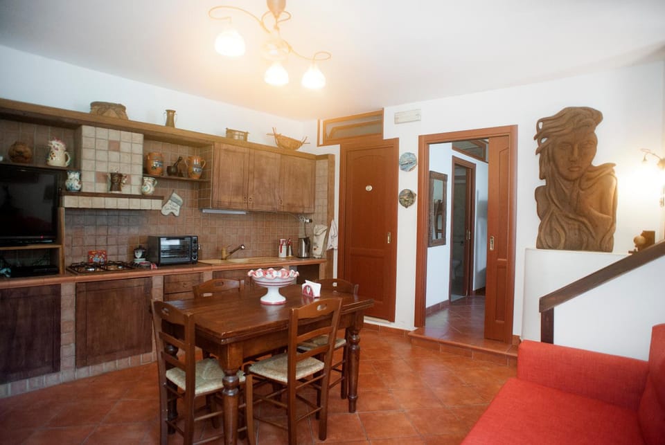 B&B La Nave Hotel in Naples