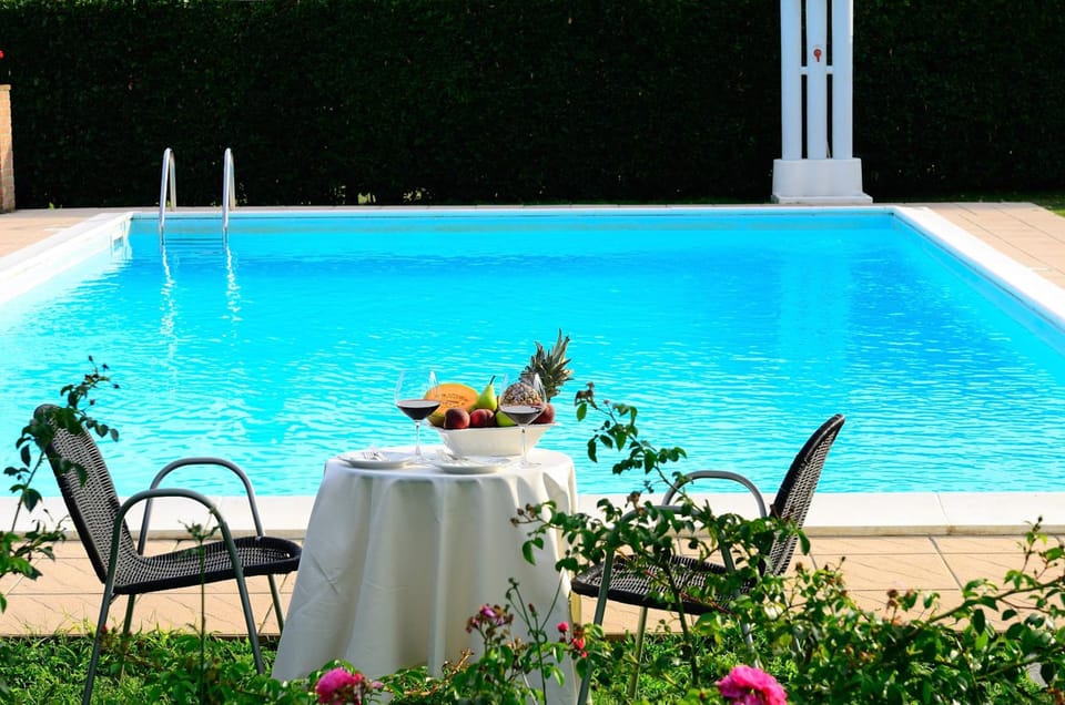 Borgo Mandoleto - Country Resort & Spa Resort in Umbria
