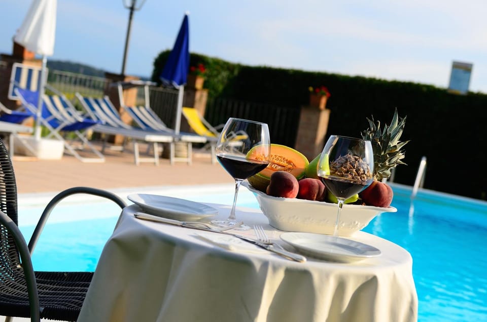 Borgo Mandoleto - Country Resort & Spa Resort in Umbria