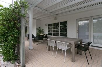 Inn on the Beach - 18+ only Motel in Tierra Verde