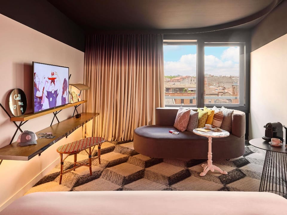 Guestroom
