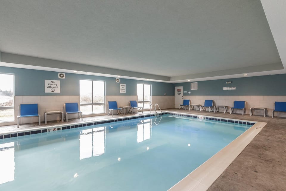 Holiday Inn Express and Suites- South Bend Casino By IHG Hotel in South Bend