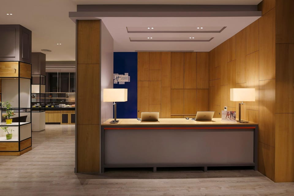 Holiday Inn Express Nashik Indira Nagar By IHG Hotel in Maharashtra