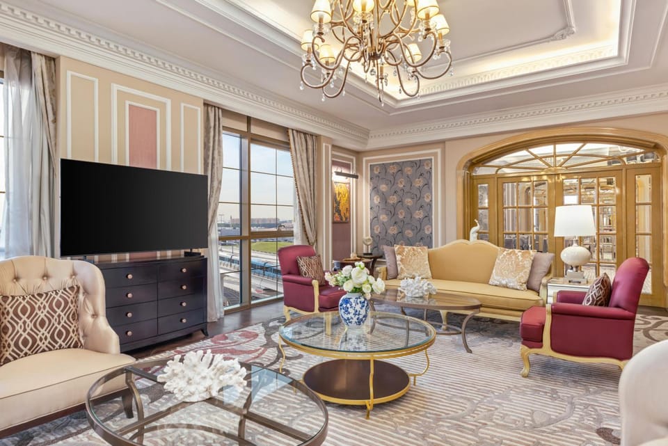 Al Habtoor Palace Hotel in Dubai