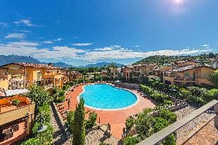 Borgo del Torchio G1 by Wonderful Italy Hotel in Manerba del Garda