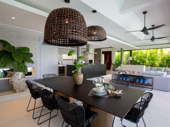 Muscat 3-Bedroom Villa with Beach Access Hotel in Ko Samui