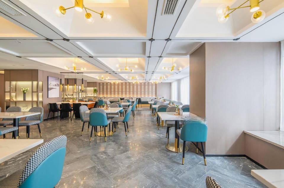 Atour Hotel Zhangjiagang Huachang Road Hotel in Suzhou