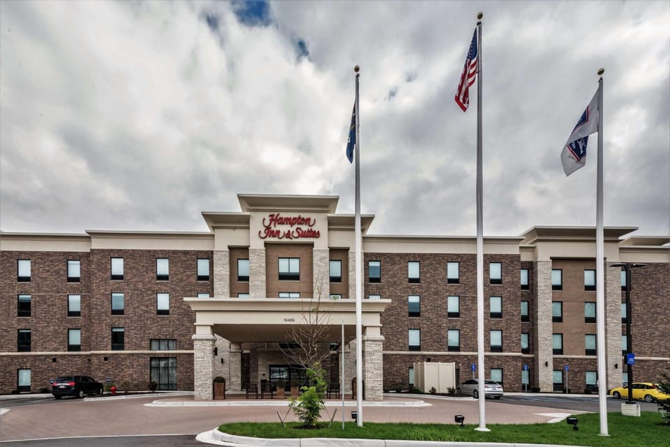 Hampton Inn & Suites Detroit/Allen Park Hotel in Detroit