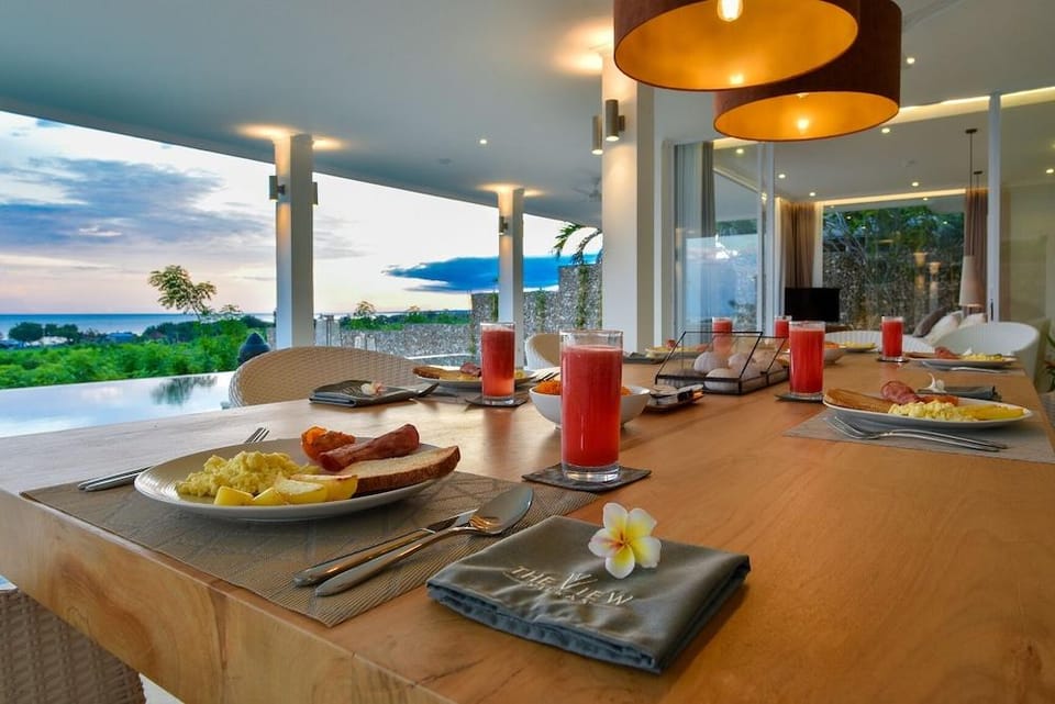 Deep Blue Villa Hotel in Bali