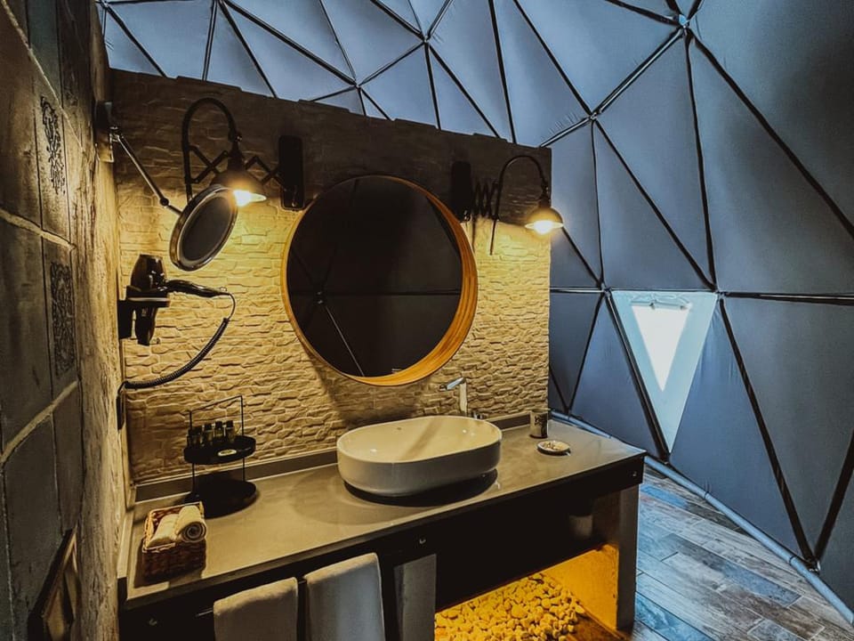 Alacati Route 35 Restaurant & Glamping Hotel in İzmir Province