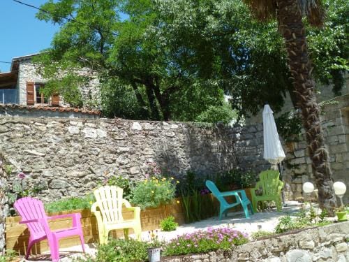 Mas les Dolmens Chambres et table d'hotes Hotel in Provence-Alpes-Côte d'Azur