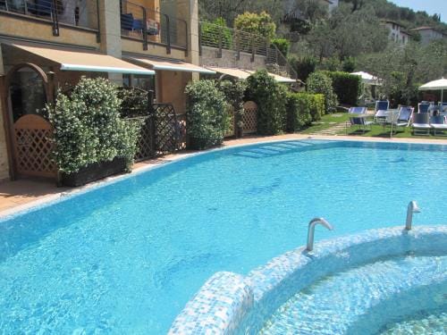 Residence Rosemary Hotel in Brenzone sul Garda