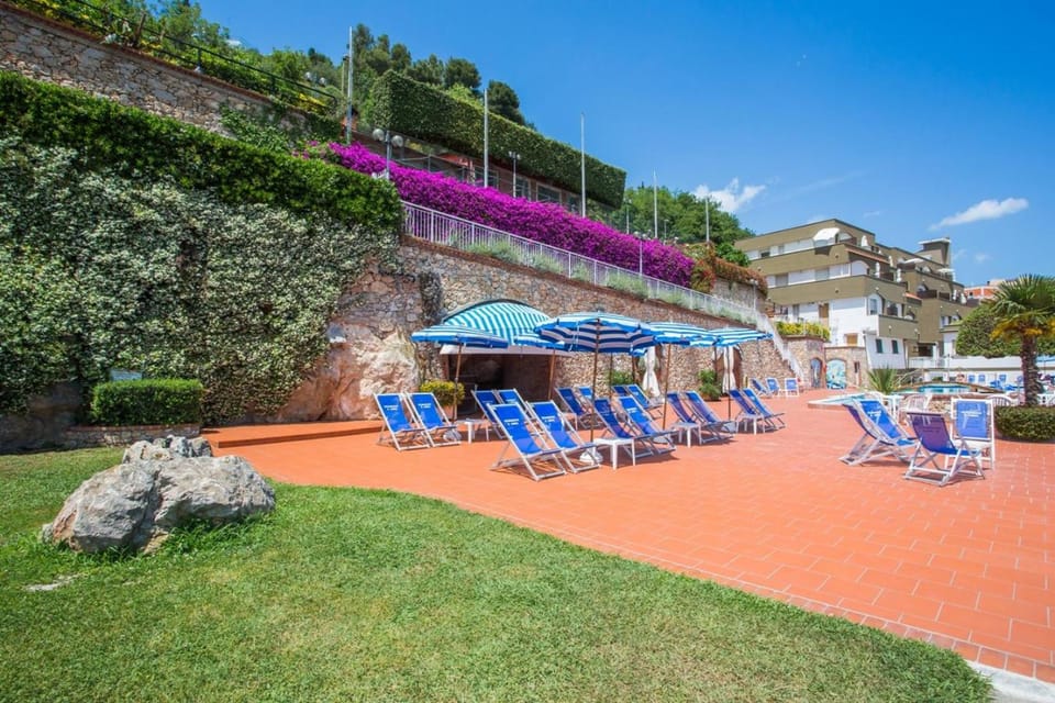 Residence Sant'Anna Apartment hotel in Pietra Ligure