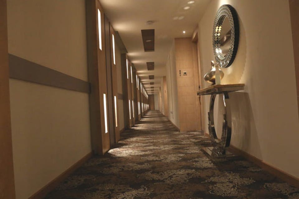 HOTEL V Hotel in Lucknow