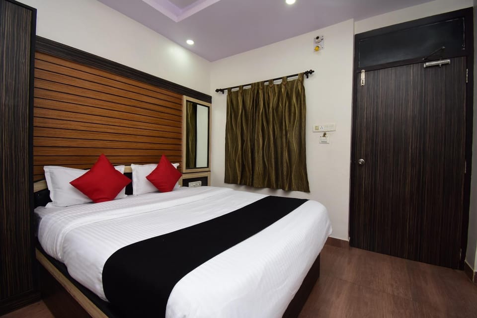 Hotel Greenland Towers Hotel in West Bengal