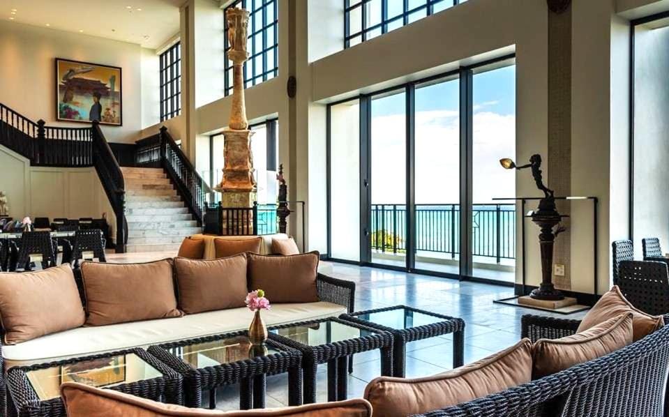 Hotel Monterey Okinawa Spa and Resort Hotel in Okinawa Prefecture