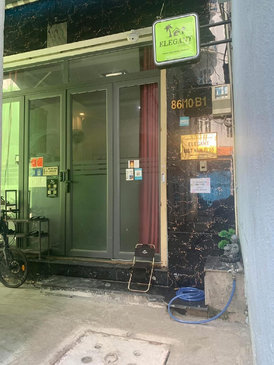 Elegant Hostel Sai Gon - District 3 Capsule hotel in Ho Chi Minh City
