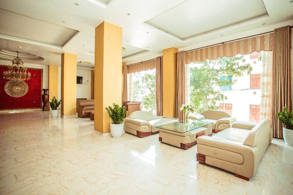 Royal Hotel Ninh Binh Hotel in Laos