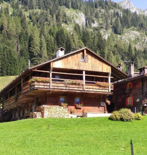 Chalet - Margherita Hotel in Friuli-Venezia Giulia