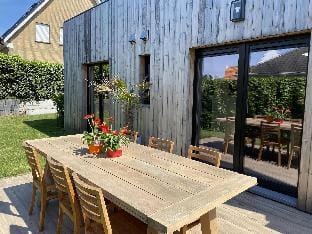 Holiday Home in Koksijde near Ster der Zee Beach Hotel in De Panne
