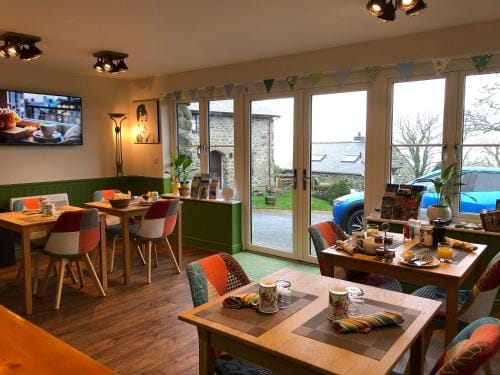 The Old Farmhouse B&B Hotel in Wales
