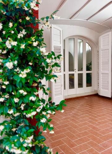 Syrene Suites Sorrento Hotel in Sant Agnello