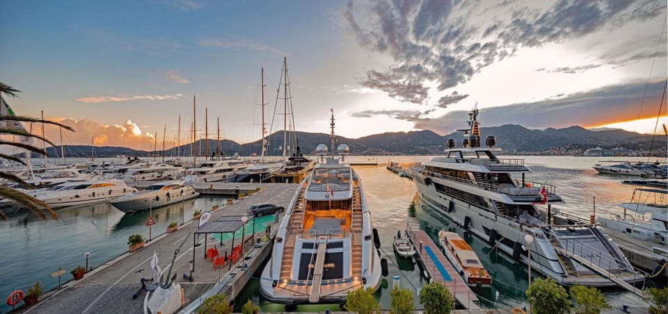 Porto Lotti Suite Hotel Hotel in La Spezia