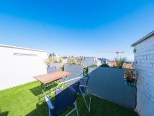 Penthouse with sunny terrace Hotel in Middelkerke