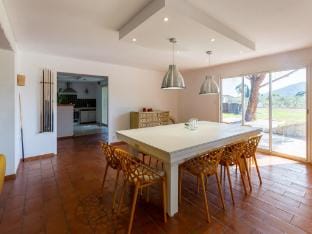 Villa in La Crau with private pool Hotel in Hyères