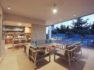 Villa in Stinjan with Pool and Sea View Hotel in Varoš