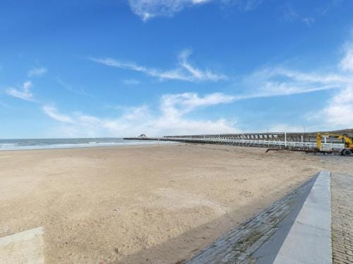 Pleasant apartment near the beach Hotel in Flanders