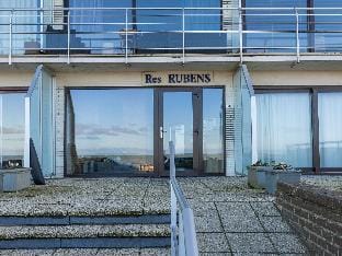 Apartment on the 6th floor with sea view Hotel in Middelkerke