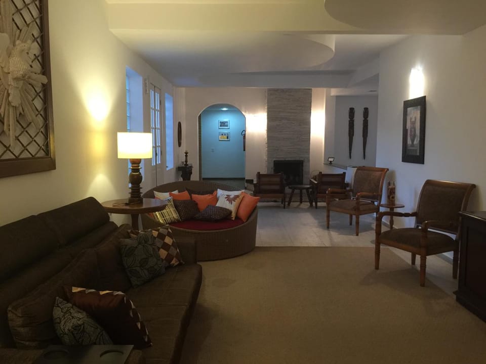 Shared lounge/TV area