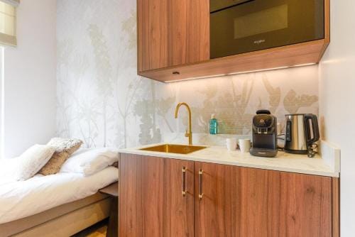 Novallure Villa Margaretha - Short Stay Apartments Hotel in The Hague