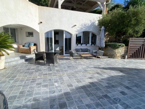 Appartement prive a la Villa Paradis de Valcros Hotel in La Londe-les-Maures