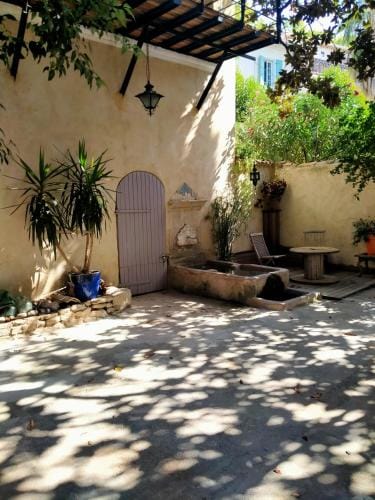 Cote fontaine Hotel in Provence-Alpes-Côte d'Azur