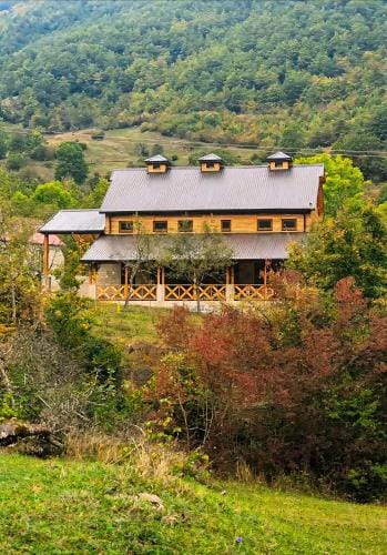 Etno domacinstvo Dvozak Hotel in Montenegro