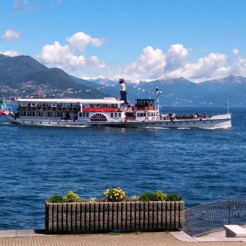 Affittacamere La Quiete Hotel in Arona