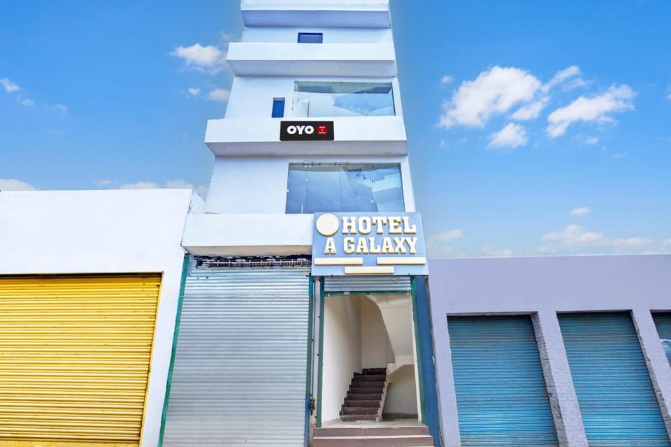 Hotel O A Galaxy Hotel in Ludhiana