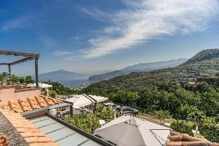 Casa Filippo in Sant'Agata sui Due Golfi Hotel in Massa Lubrense