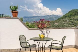 M4 - Sponda in Sant'Agata sui Due Golfi Hotel in Massa Lubrense