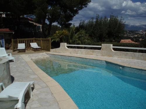 Villa Fabregas Hotel in La Seyne-sur-Mer