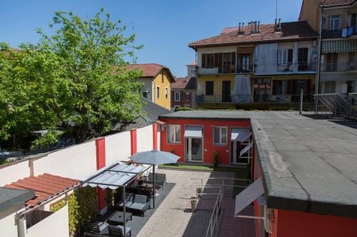 Guest House Turin Metro Young Hotel in Turin